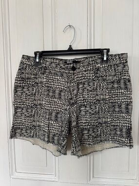 BDG Black & White Geometric Cotton Knit Shorts. Sz 31. Like New!